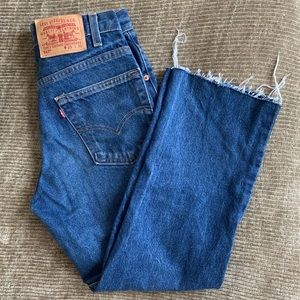 Levi’s Vintage 517 Cropped Dark Wash Jeans